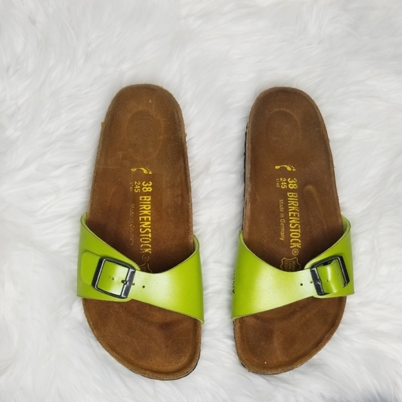 nordstrom black sandals flat